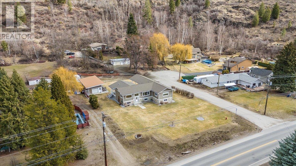 8480 Highway 22A, Trail