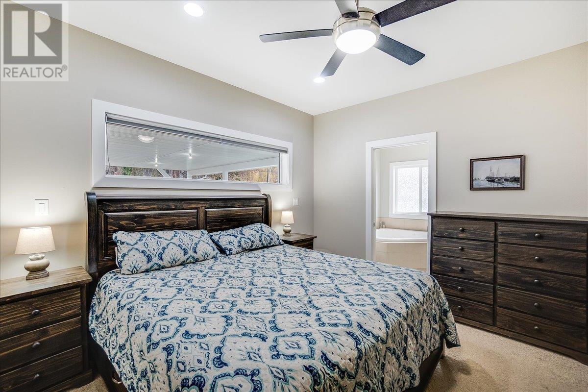 8480 Highway 22A, Trail
