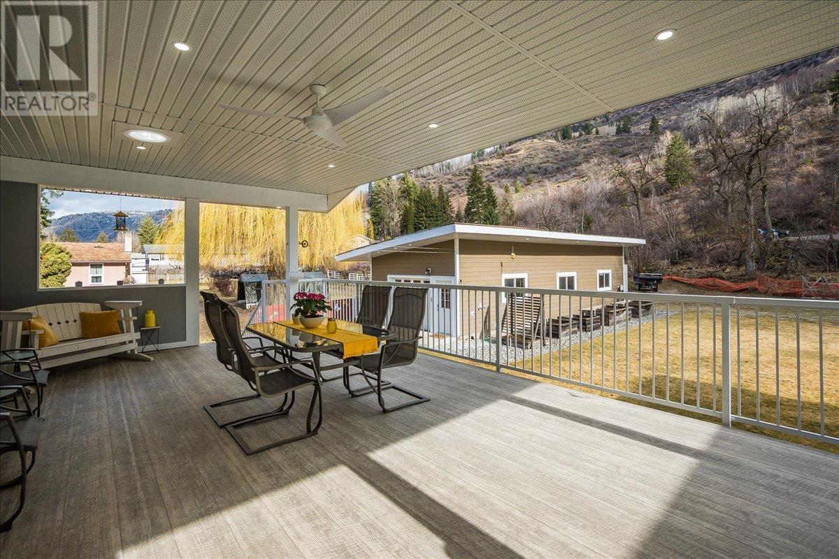8480 Highway 22A, Trail