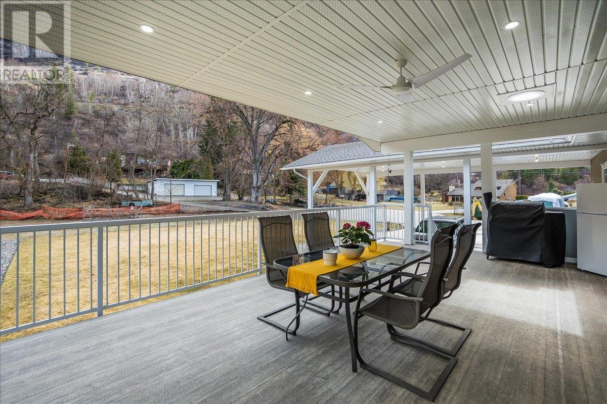 8480 Highway 22A, Trail