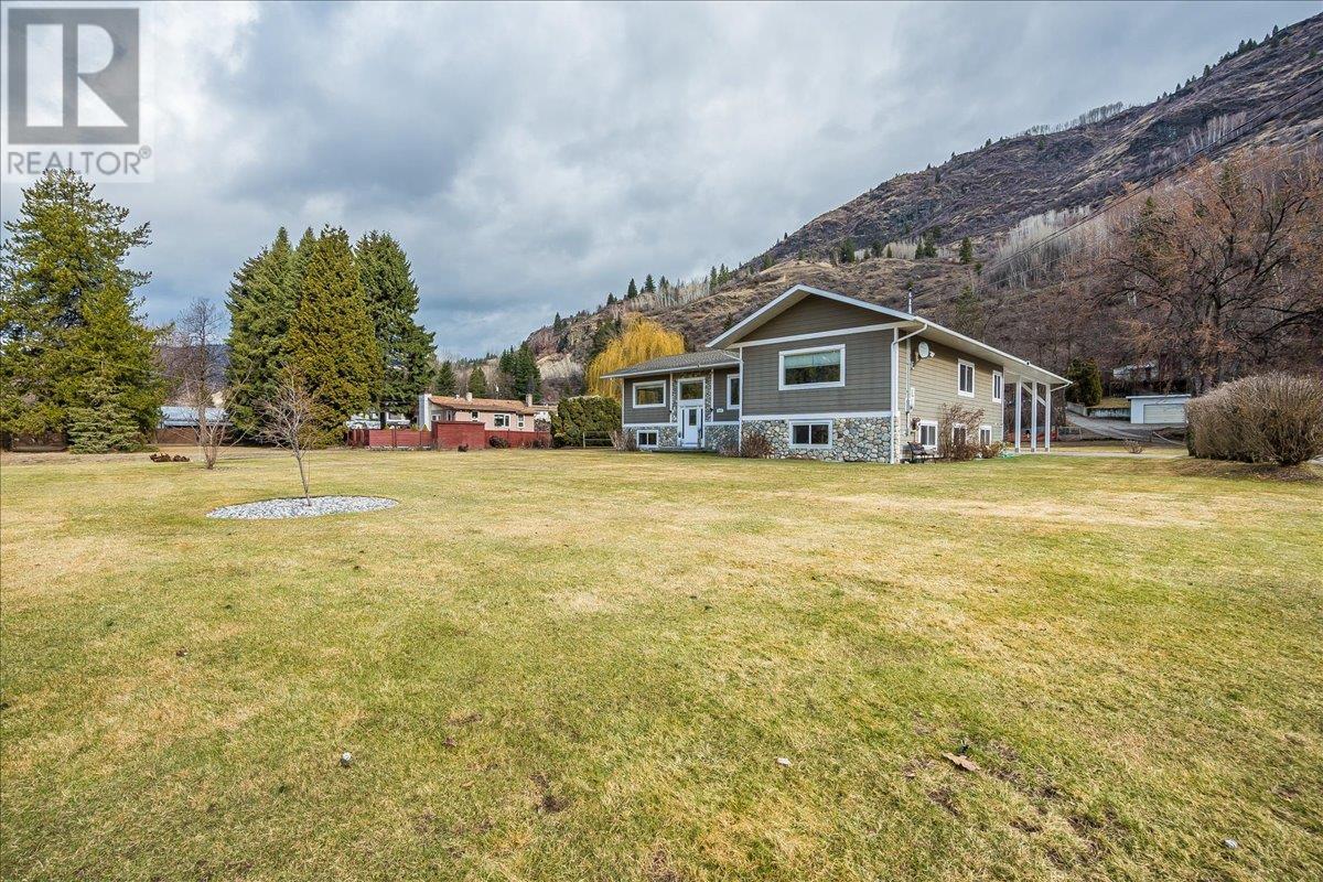 8480 Highway 22A, Trail
