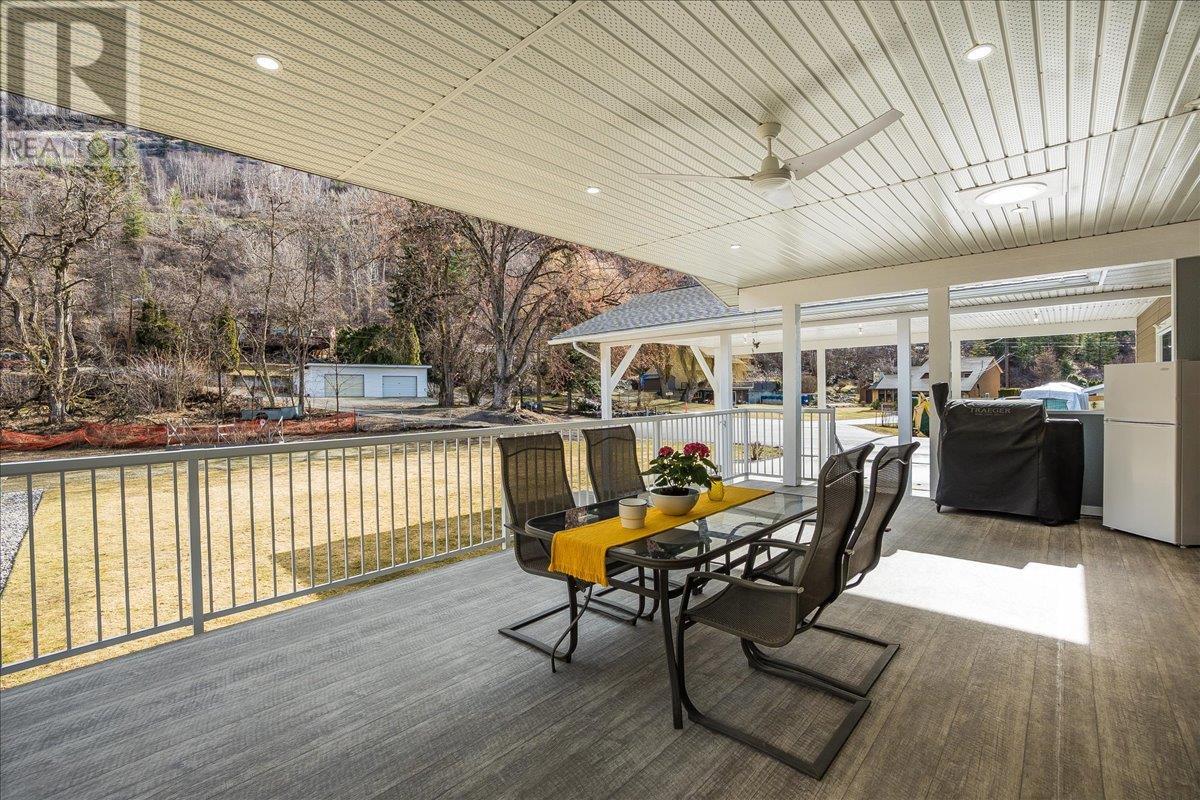 8480 Highway 22A, Trail
