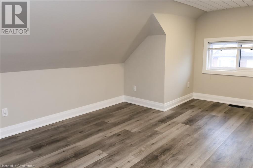 Photo 21 of 574 Cannon Street E, Hamilton ON