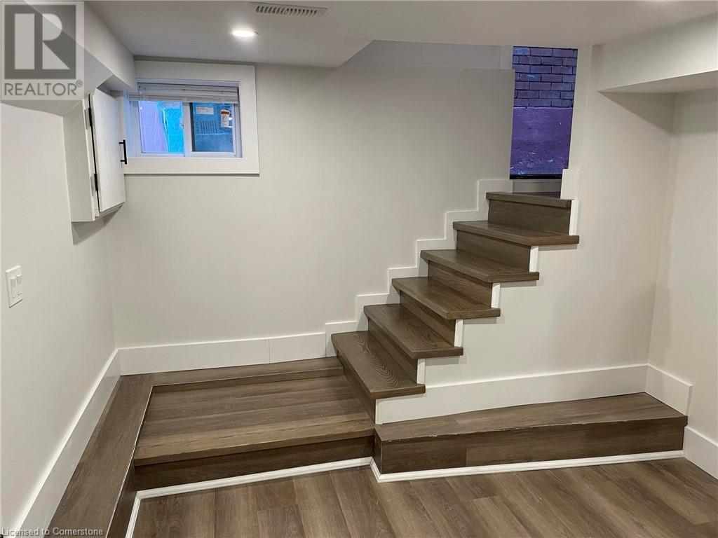 Photo 23 of 574 Cannon Street E, Hamilton ON