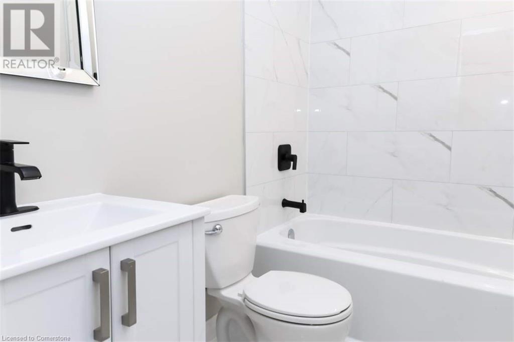 Photo 11 of 574 Cannon Street E, Hamilton ON