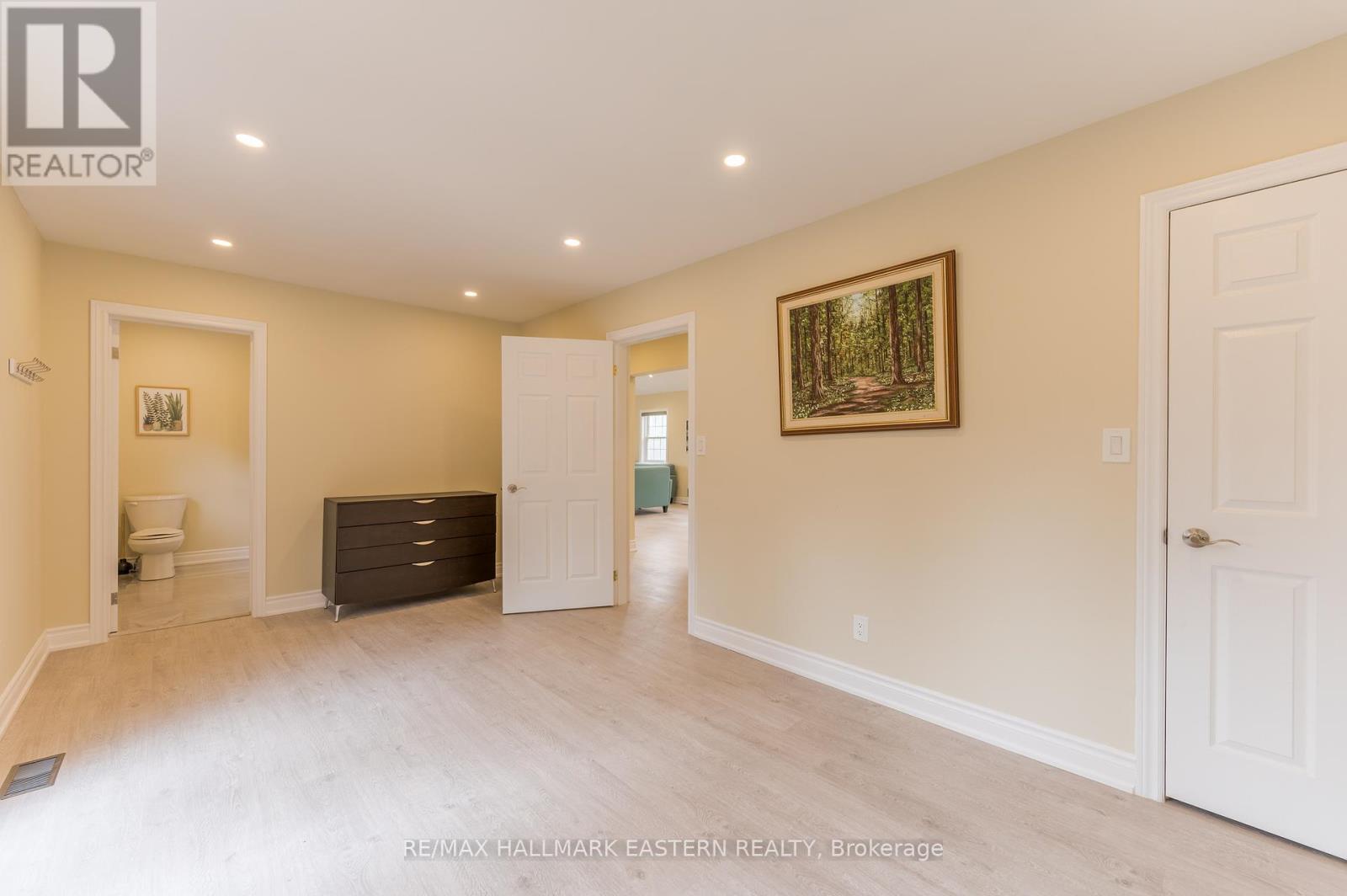 Photo 15 of 521 Concession Rd 8 W, Trent Hills ON