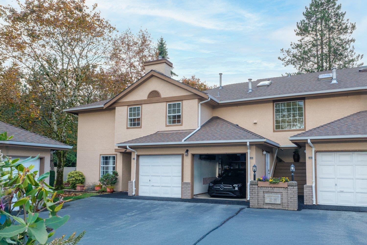 Photo 4 of 223 14861 98 Avenue, Surrey BC
