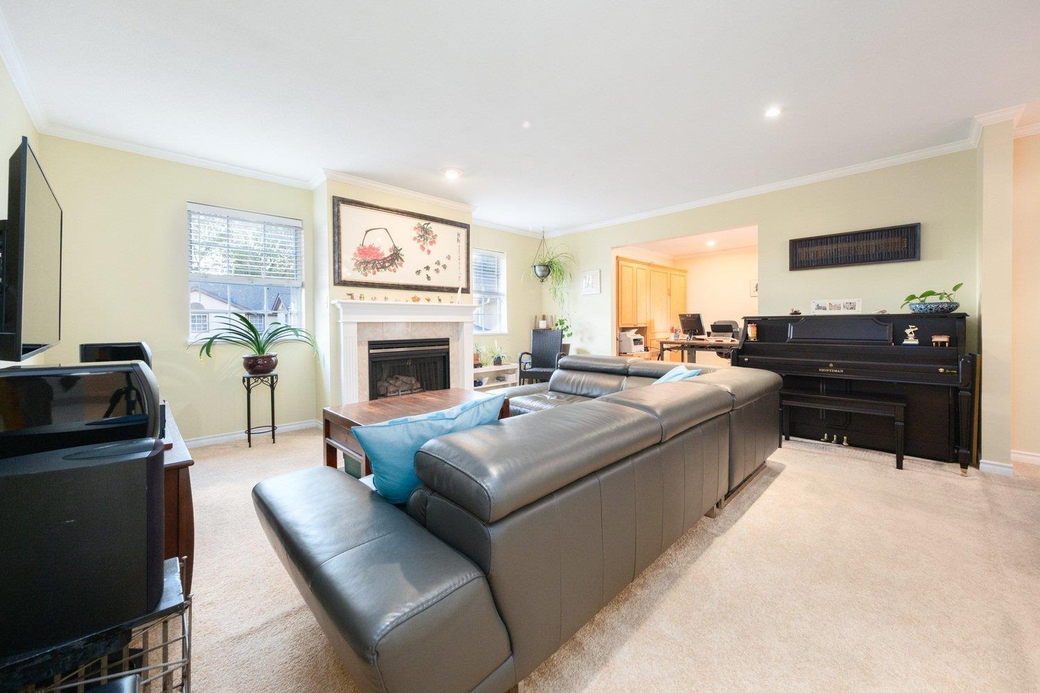 Photo 6 of 223 14861 98 Avenue, Surrey BC