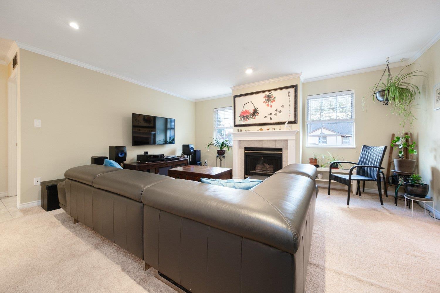 Photo 7 of 223 14861 98 Avenue, Surrey BC