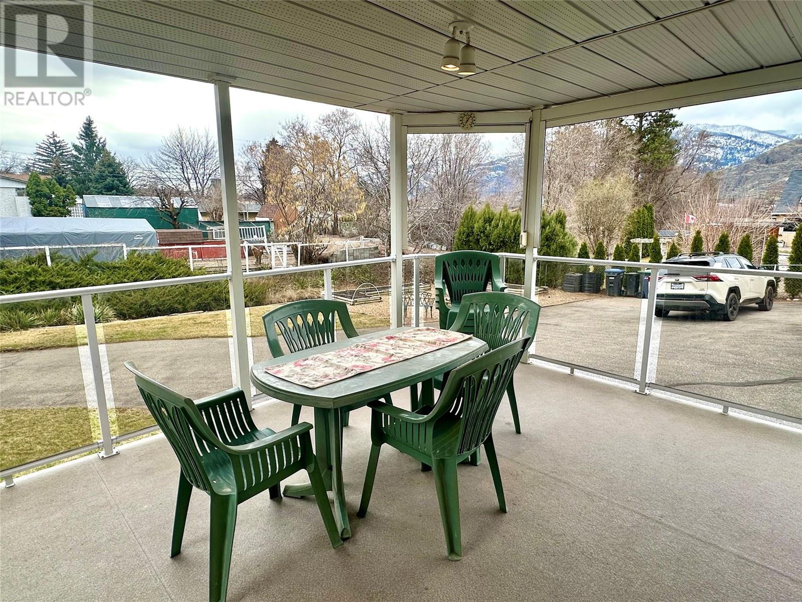  6448 Tucelnuit Drive, Oliver