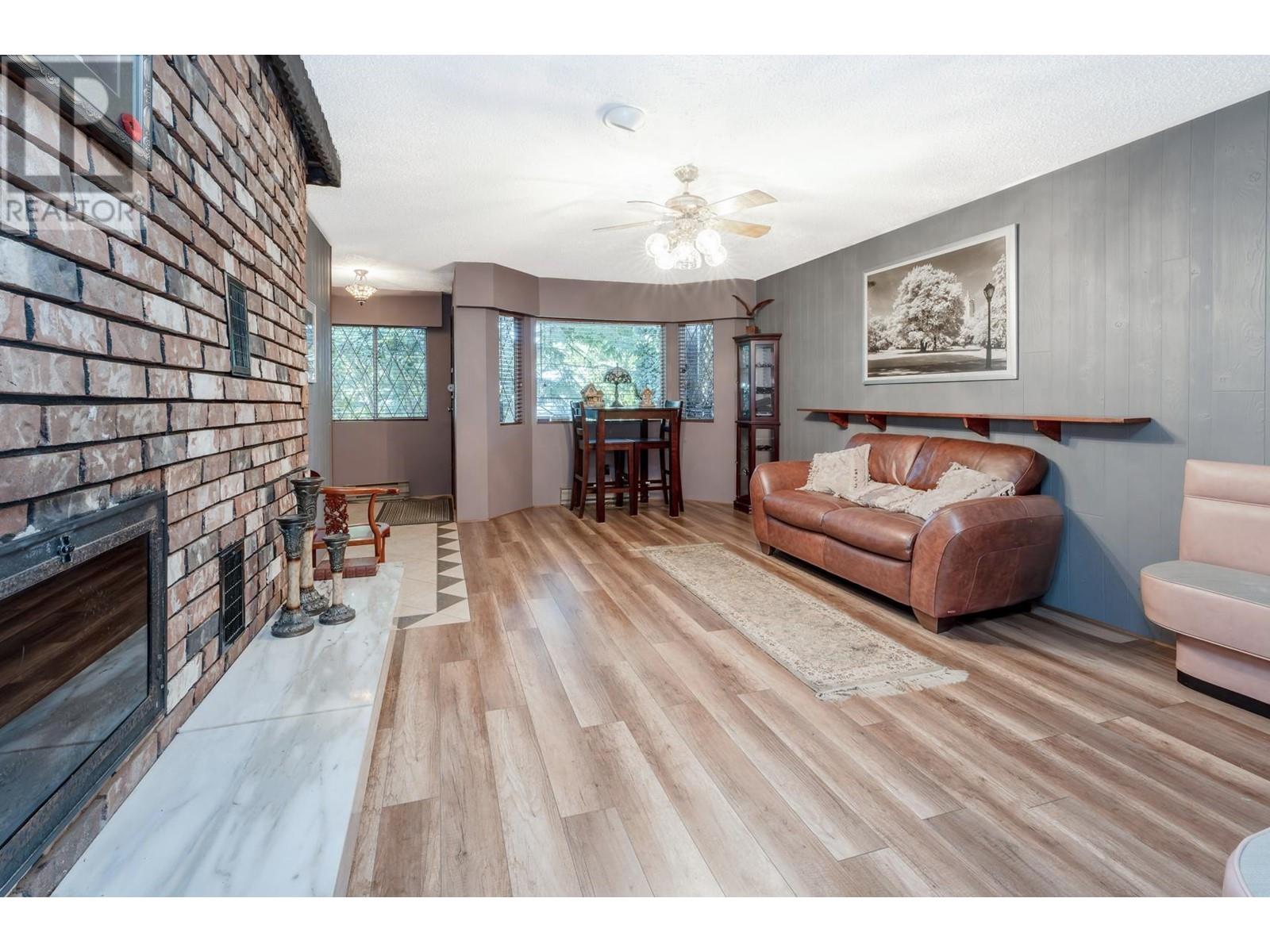 Photo 16 of 3321 Willerton Court, Coquitlam BC