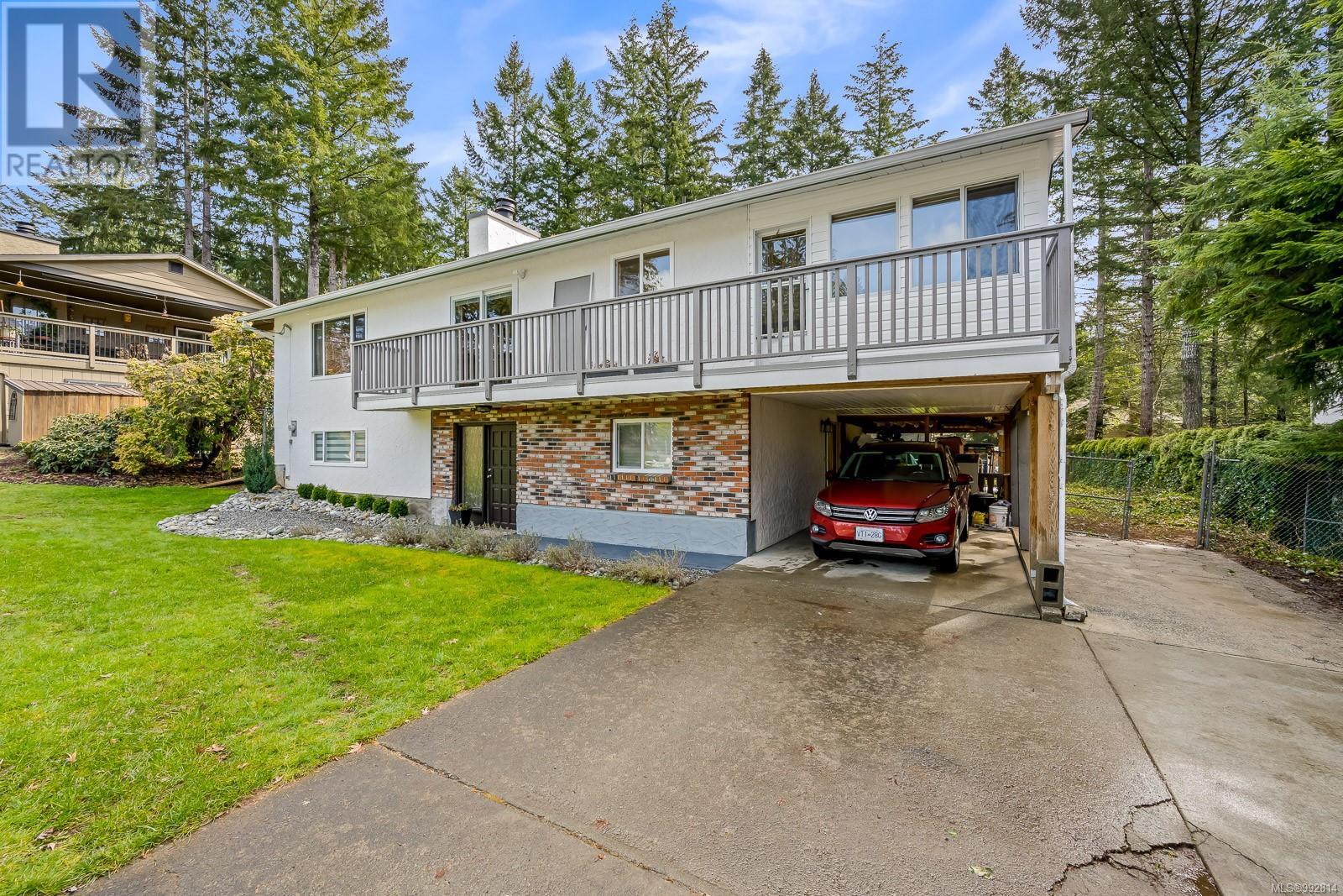2413 Barbara Rd, Courtenay