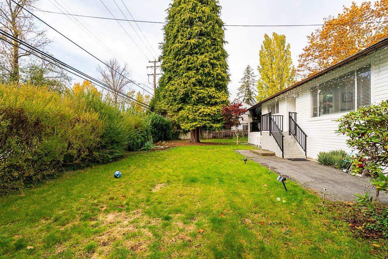 Photo 3 of 11205 78 A Avenue, Delta BC