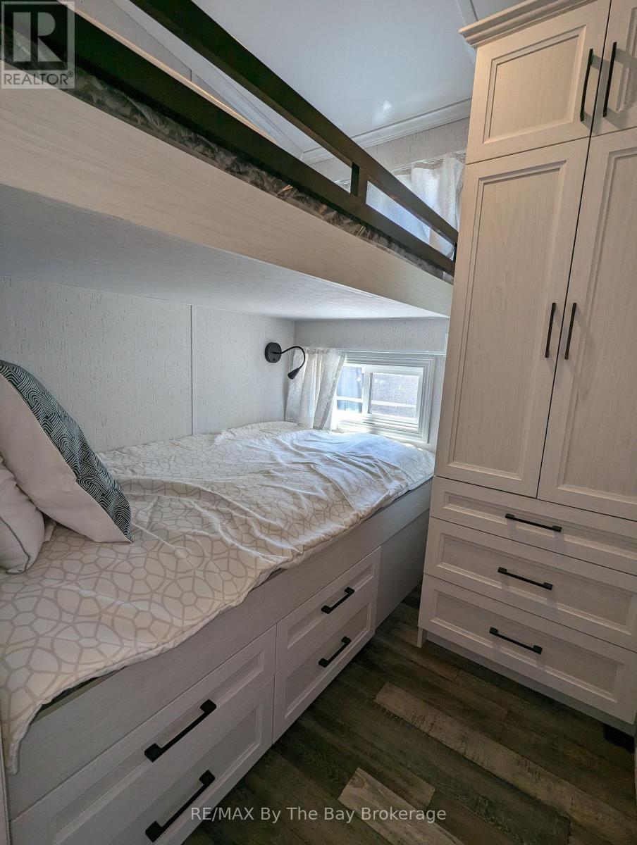 Photo 2 of 51 3282 Ogdens Beach Road, Tay ON