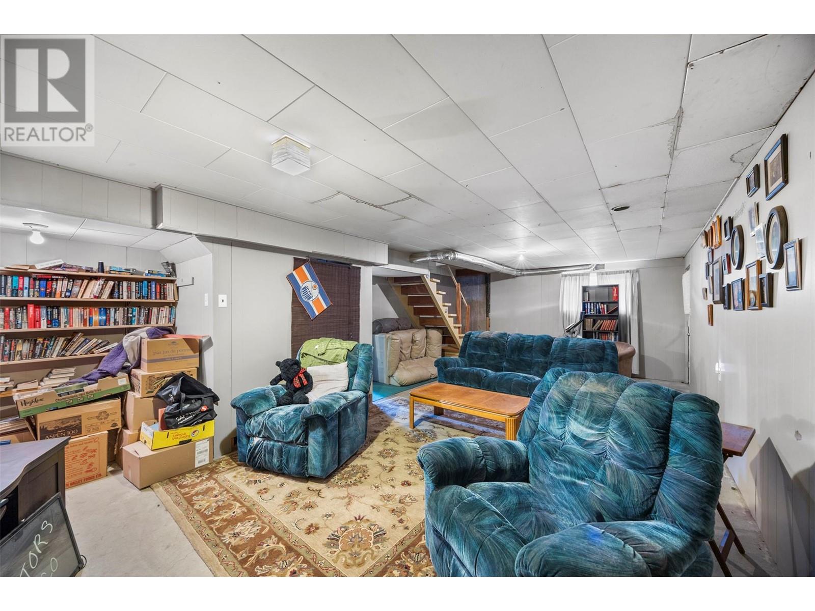 2556 / 2558 VALLEYVIEW DRIVE - Image 25