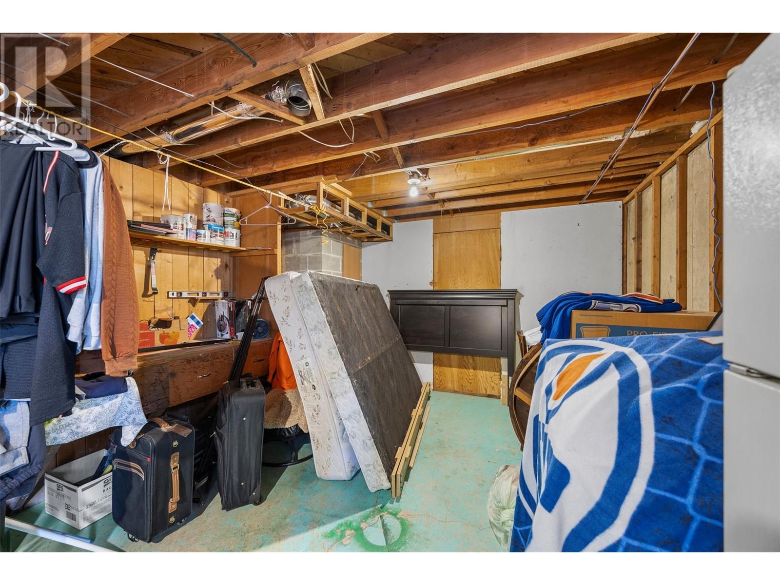 2556 / 2558 VALLEYVIEW DRIVE - Image 28