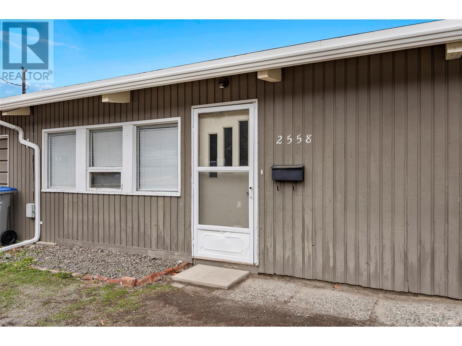 2556 / 2558 VALLEYVIEW DRIVE - Image 31