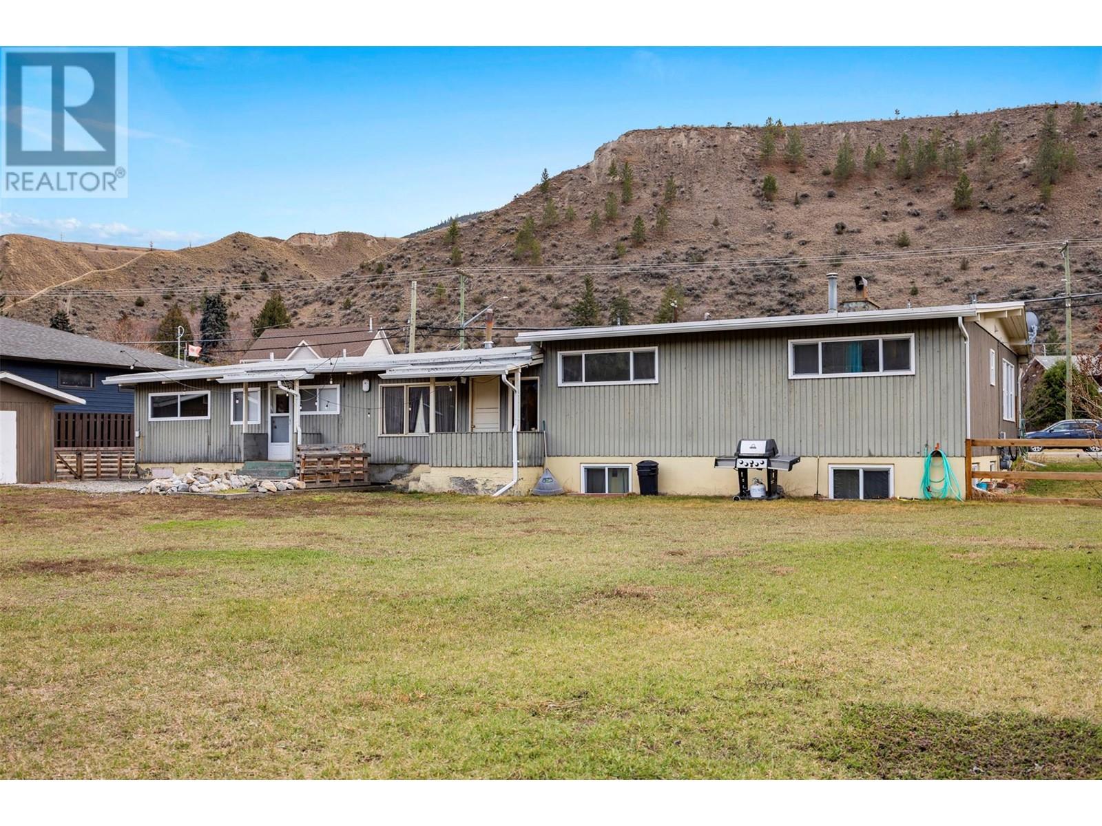 2556 / 2558 VALLEYVIEW DRIVE - Image 6