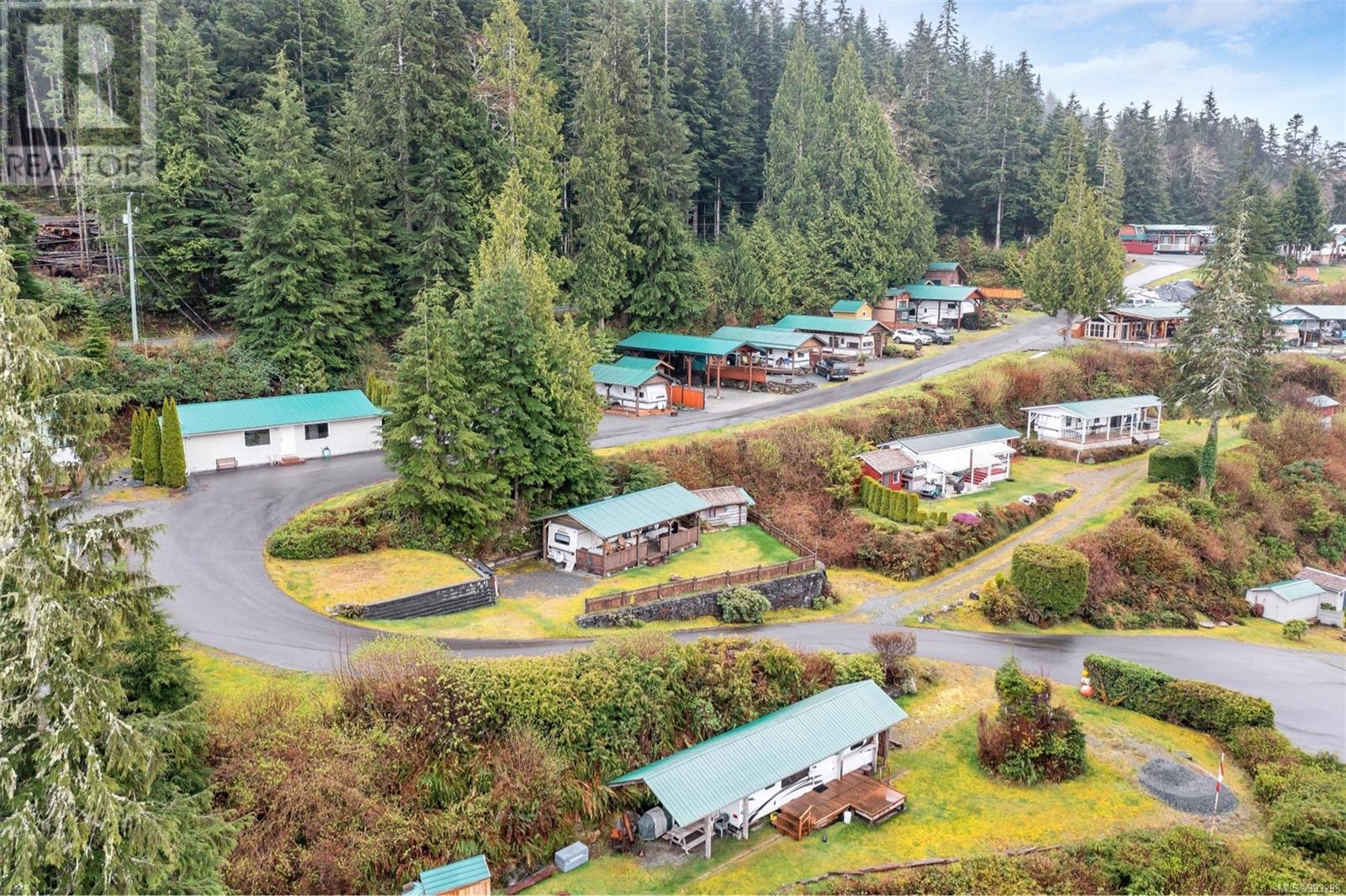 29 6340 Cerantes Rd, Port Renfrew