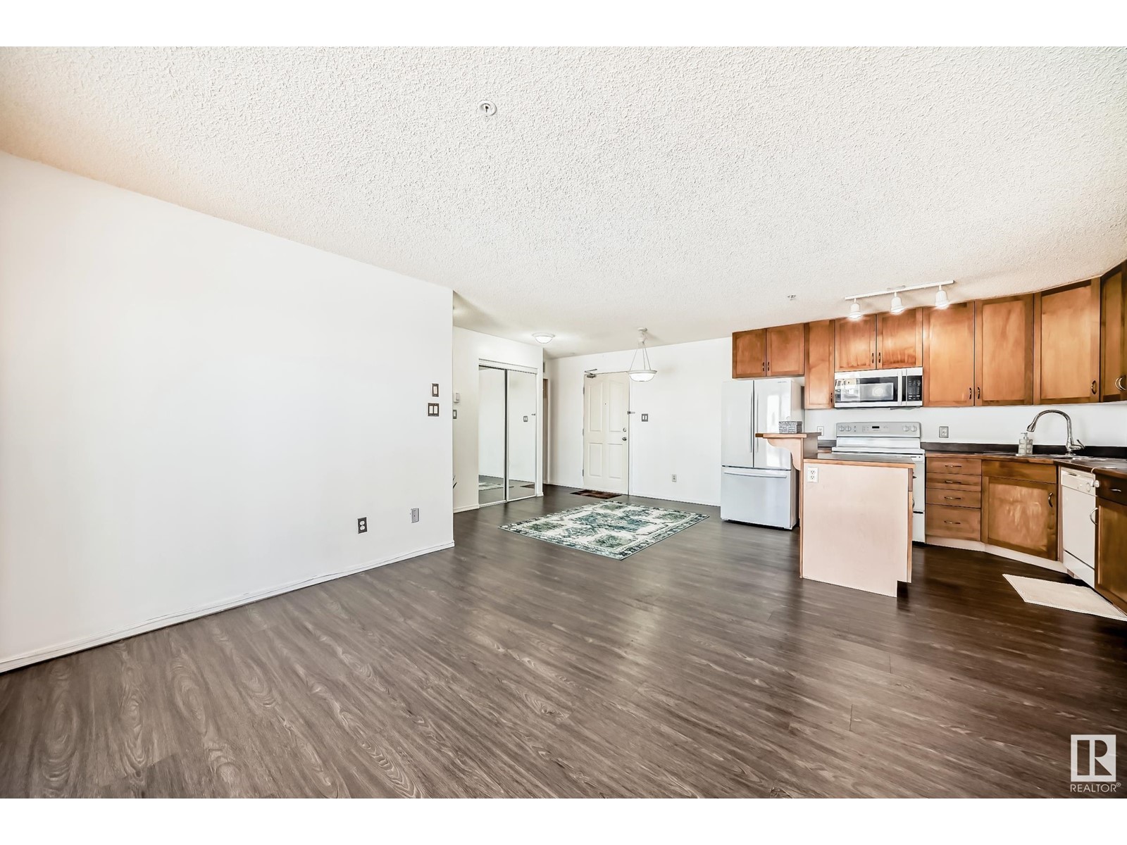 #339 16311 95 ST NW, Edmonton