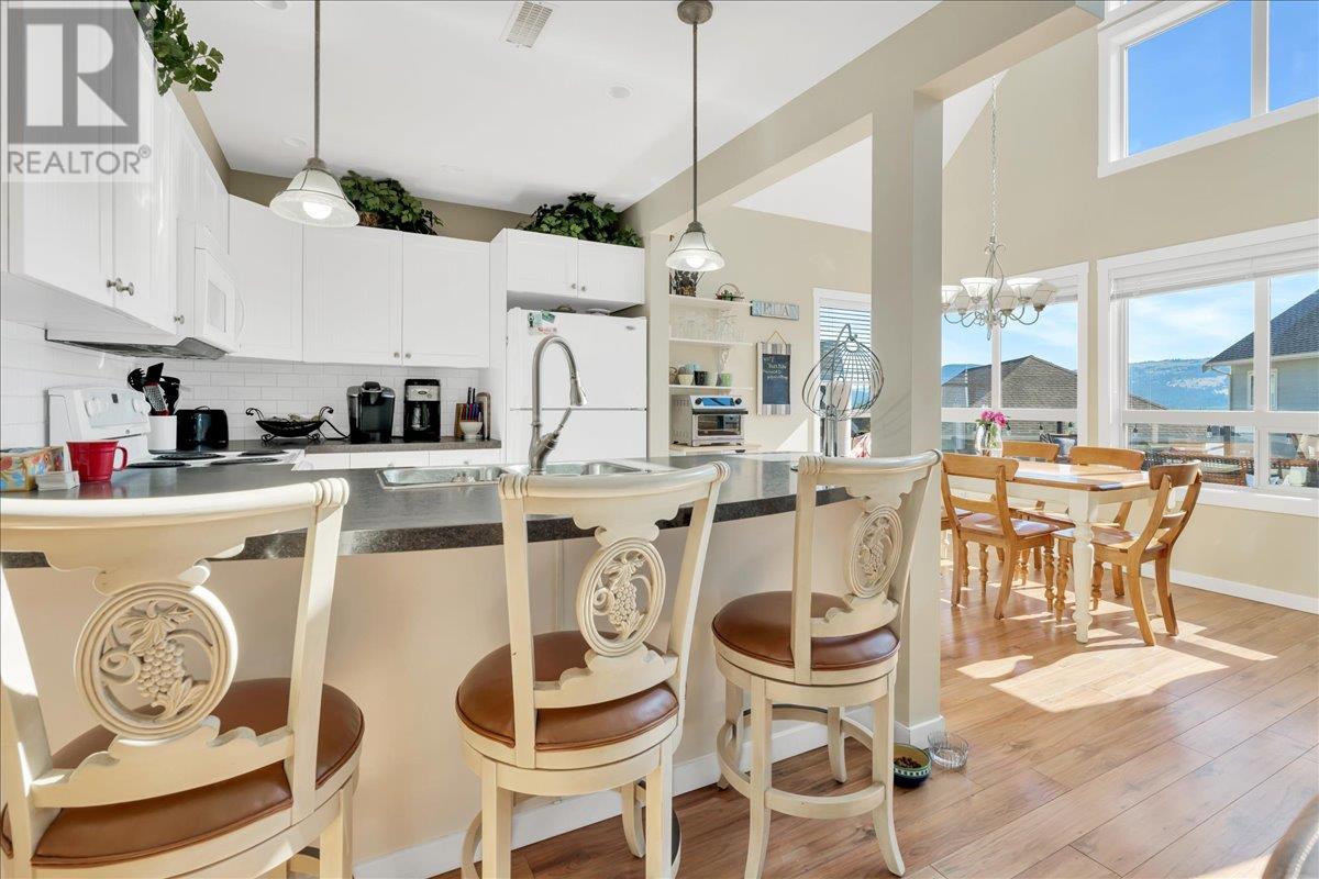 261 6716 La Palma Loop, Kelowna