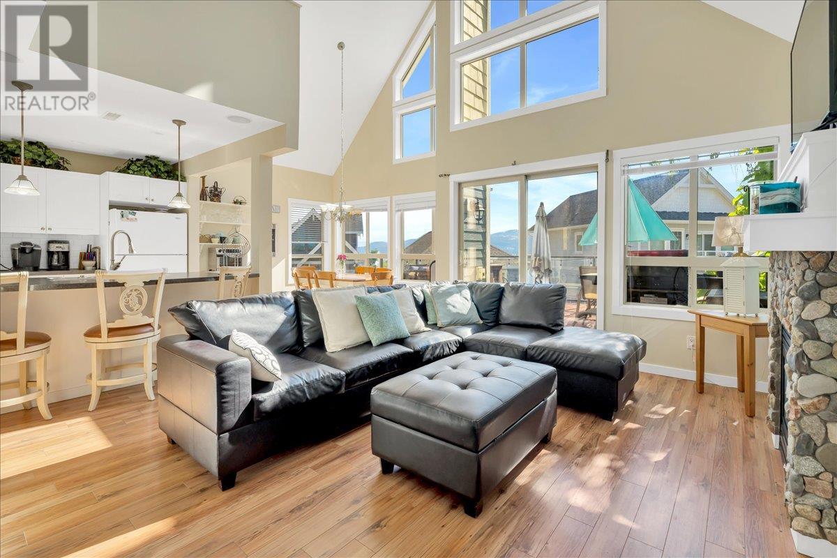 261 6716 La Palma Loop, Kelowna