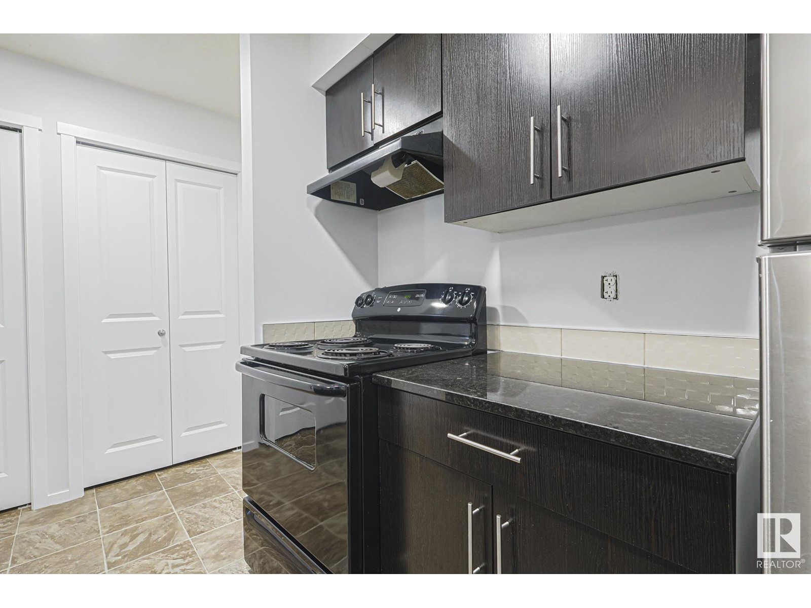 #104 1510 WATT DR SW, Edmonton