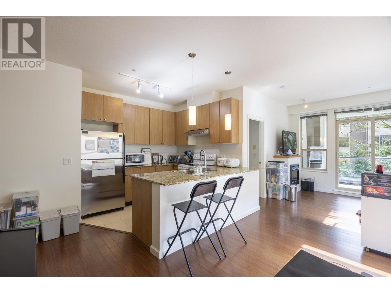 216 2484 WILSON AVENUE, Port Coquitlam real estate listing R2981561