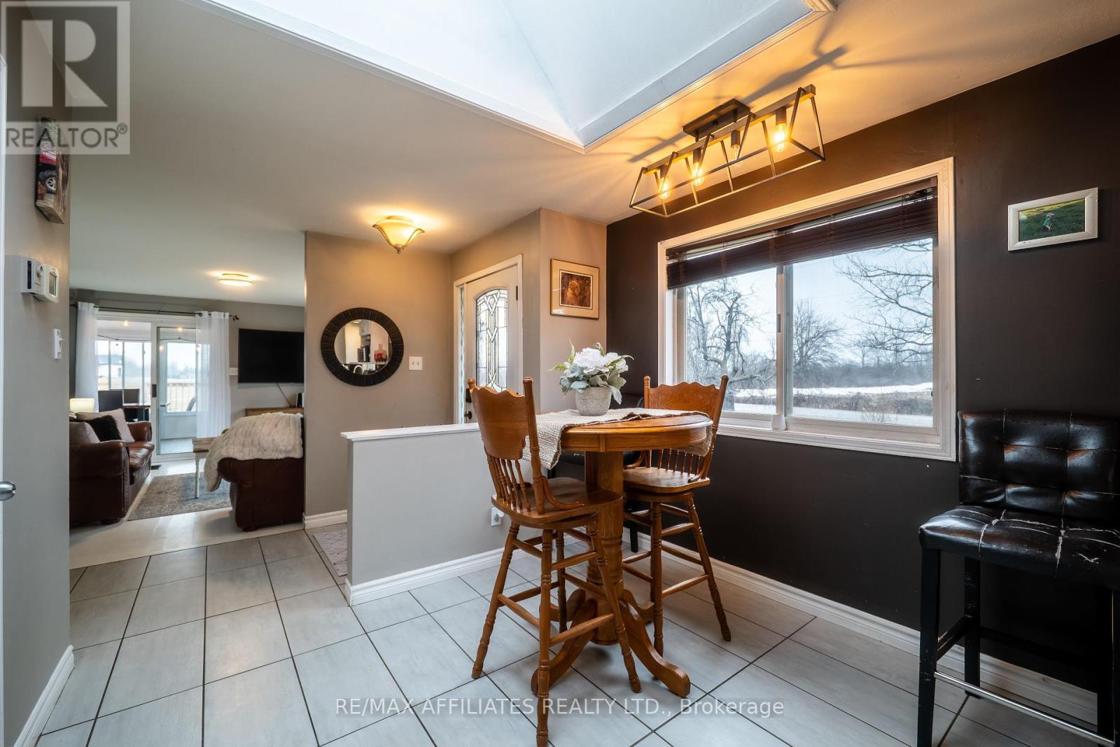 Photo 9 of 885 Townline Road, Elizabethtownkitley ON