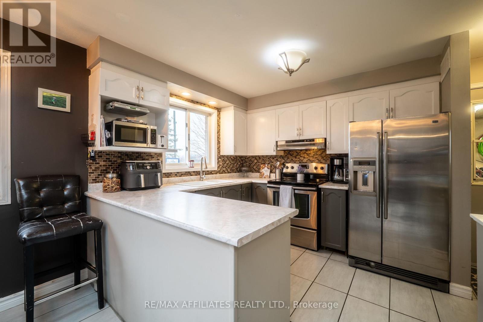Photo 23 of 885 Townline Road, Elizabethtownkitley ON