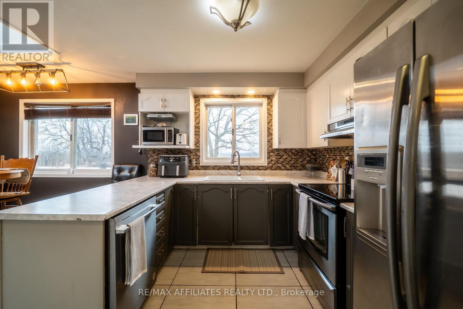 Photo 44 of 885 Townline Road, Elizabethtownkitley ON