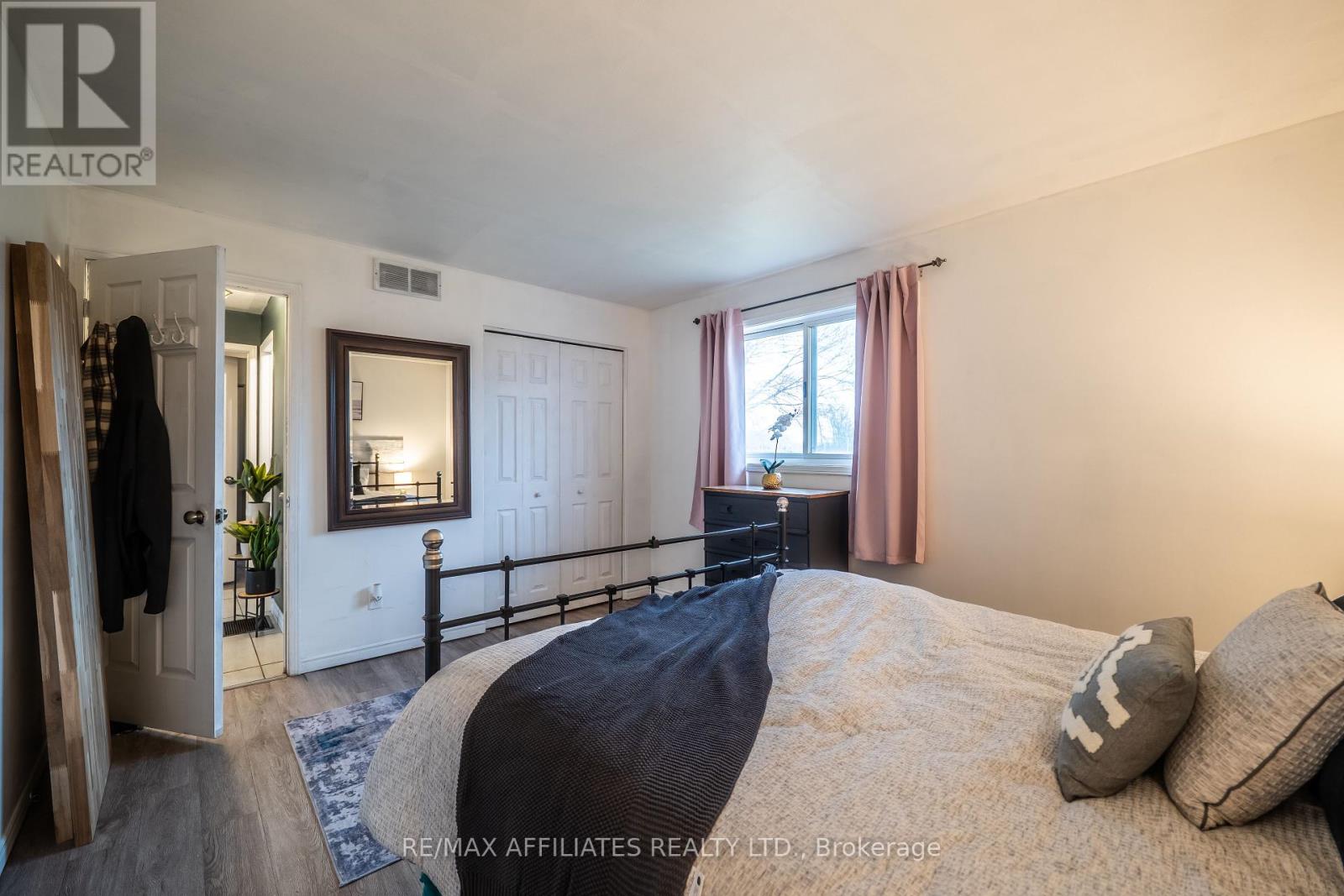Photo 24 of 885 Townline Road, Elizabethtownkitley ON