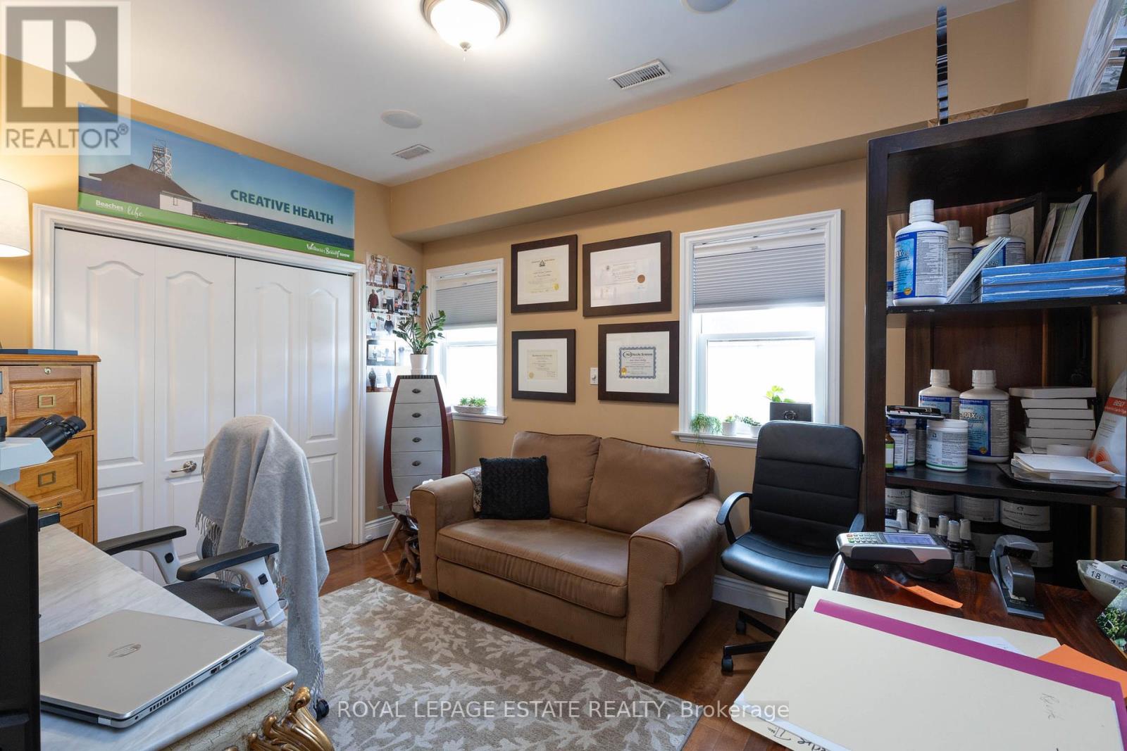 Photo 20 of 2184 Queen Street E, Toronto ON