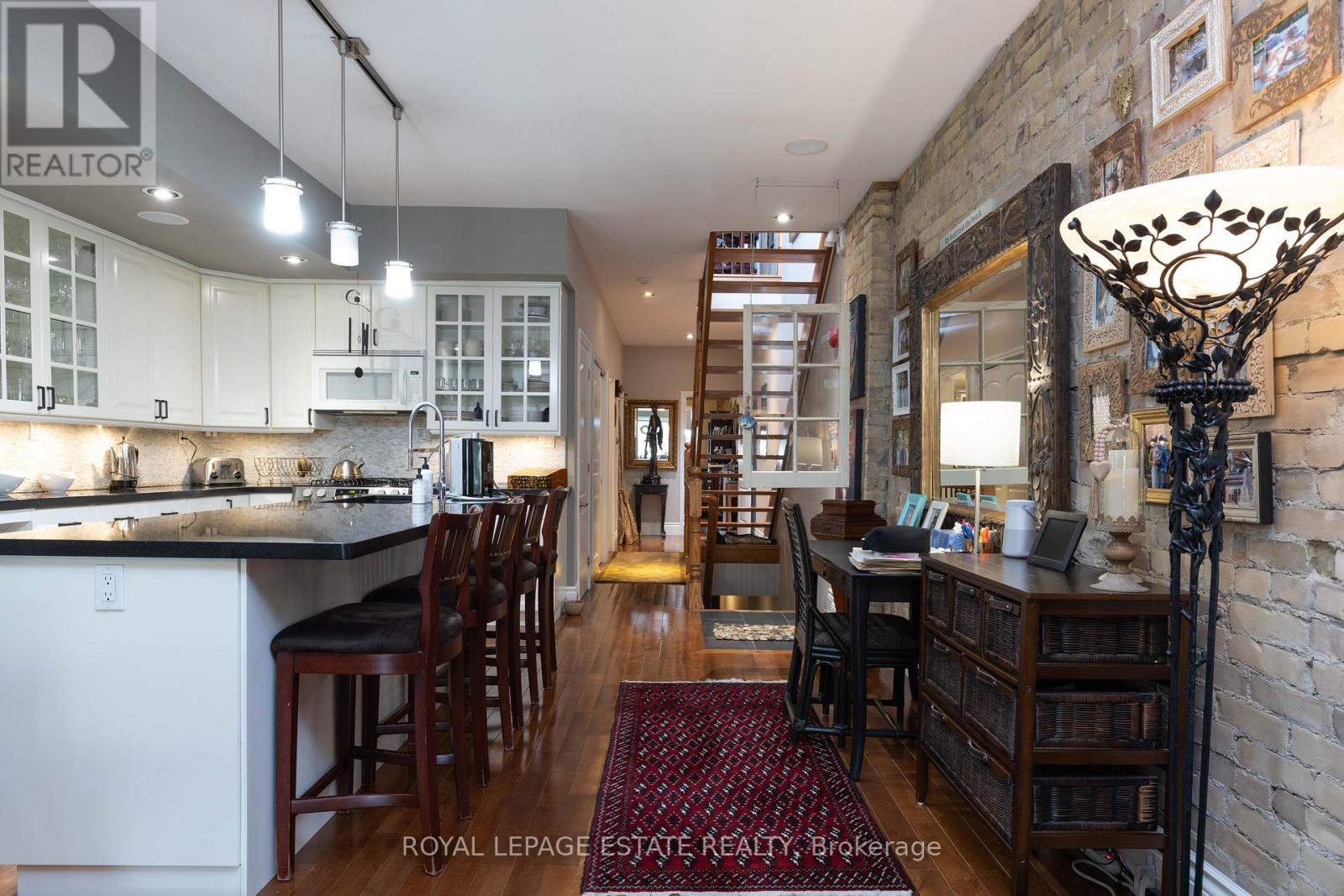 Photo 6 of 2184 Queen Street E, Toronto ON