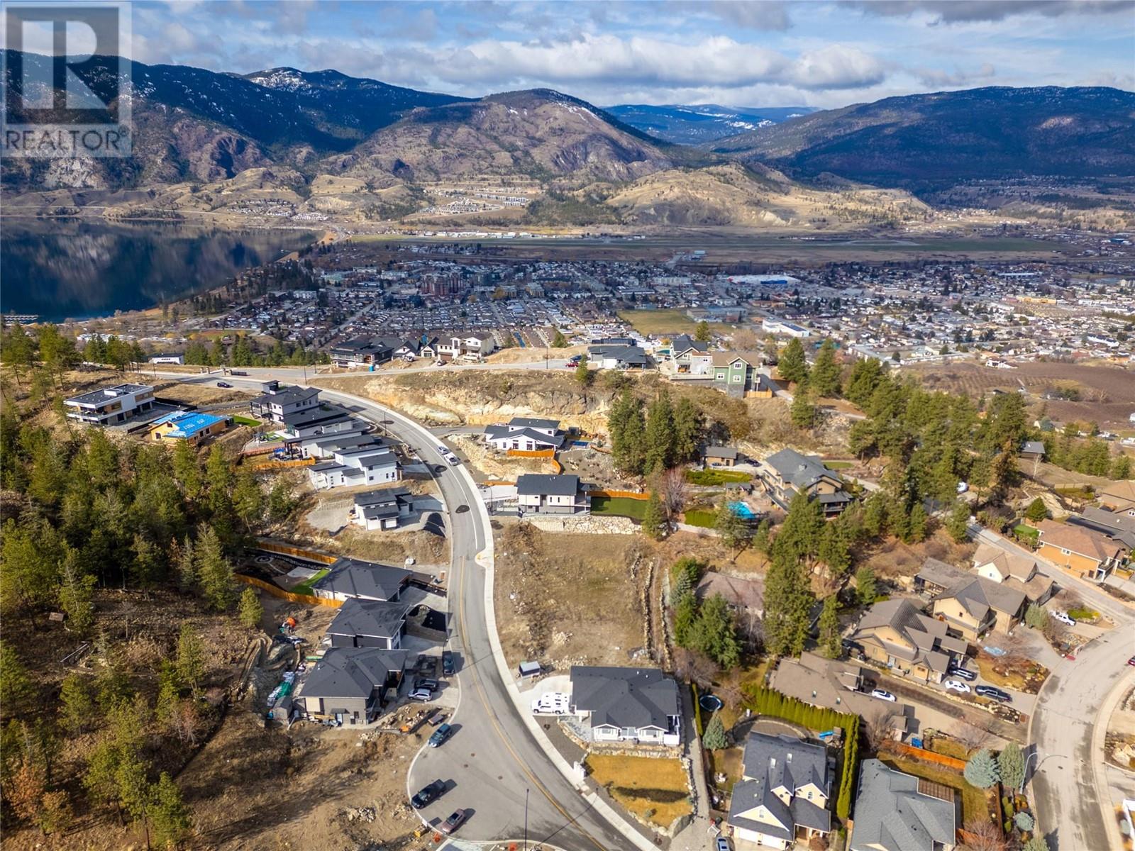 3255 Evergreen Drive, Penticton