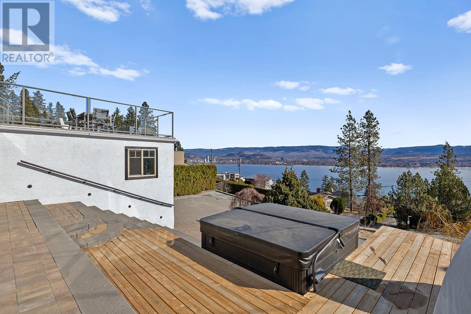  2658 Lakeview Road, West Kelowna