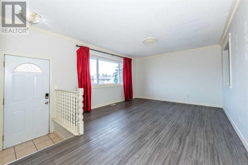 Single Family House Bungalow for Sale in  Rundleson Place NE Rundle Calgary 