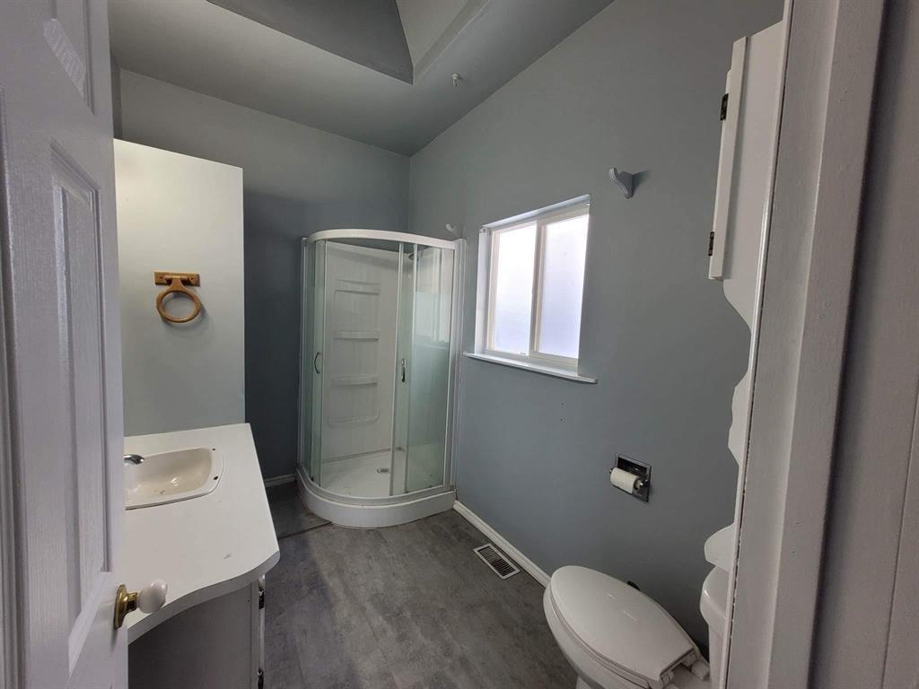 Photo 5 of 45858 Reece Avenue Chilliwack Proper West, Chilliwack BC