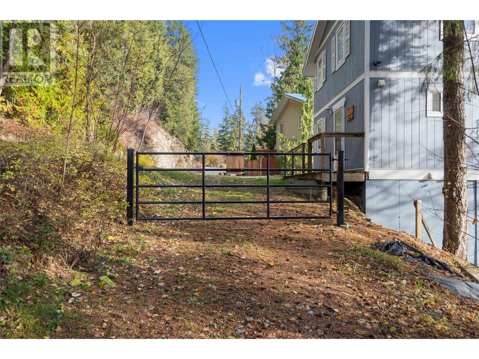 Photo 39 of Lot 3 Sunnybrae Canoe Point Road, Tappen BC