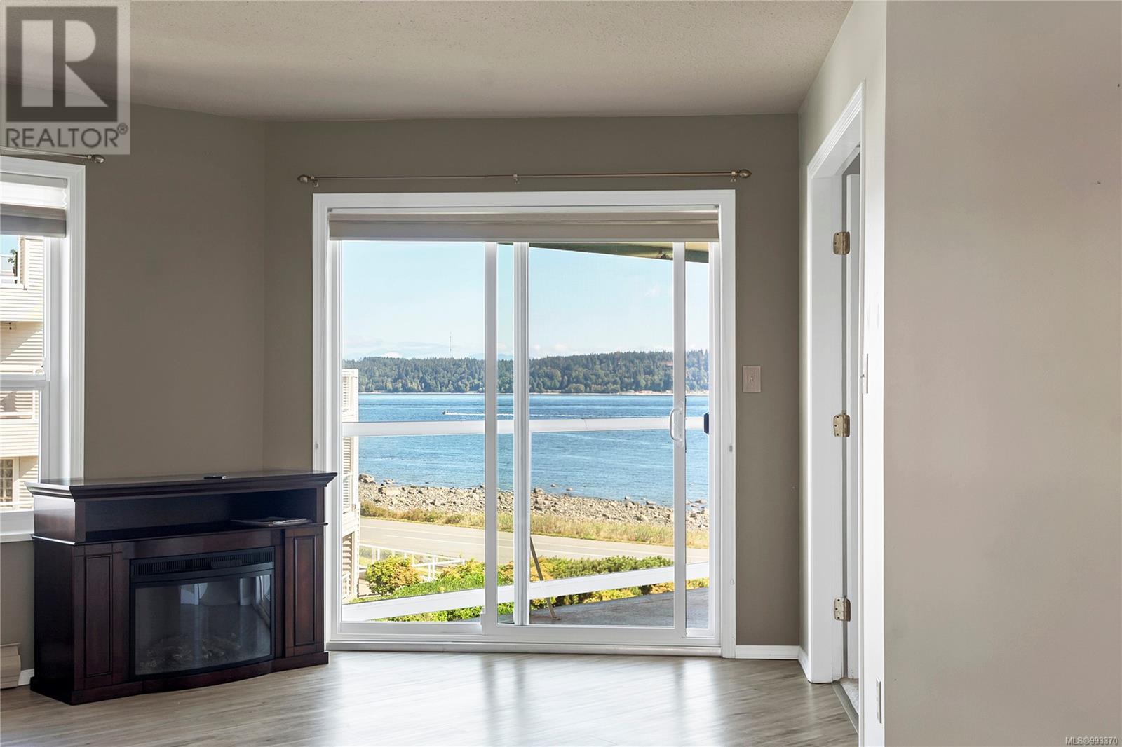 328 390 Island Hwy S, Campbell River real estate listing 993370