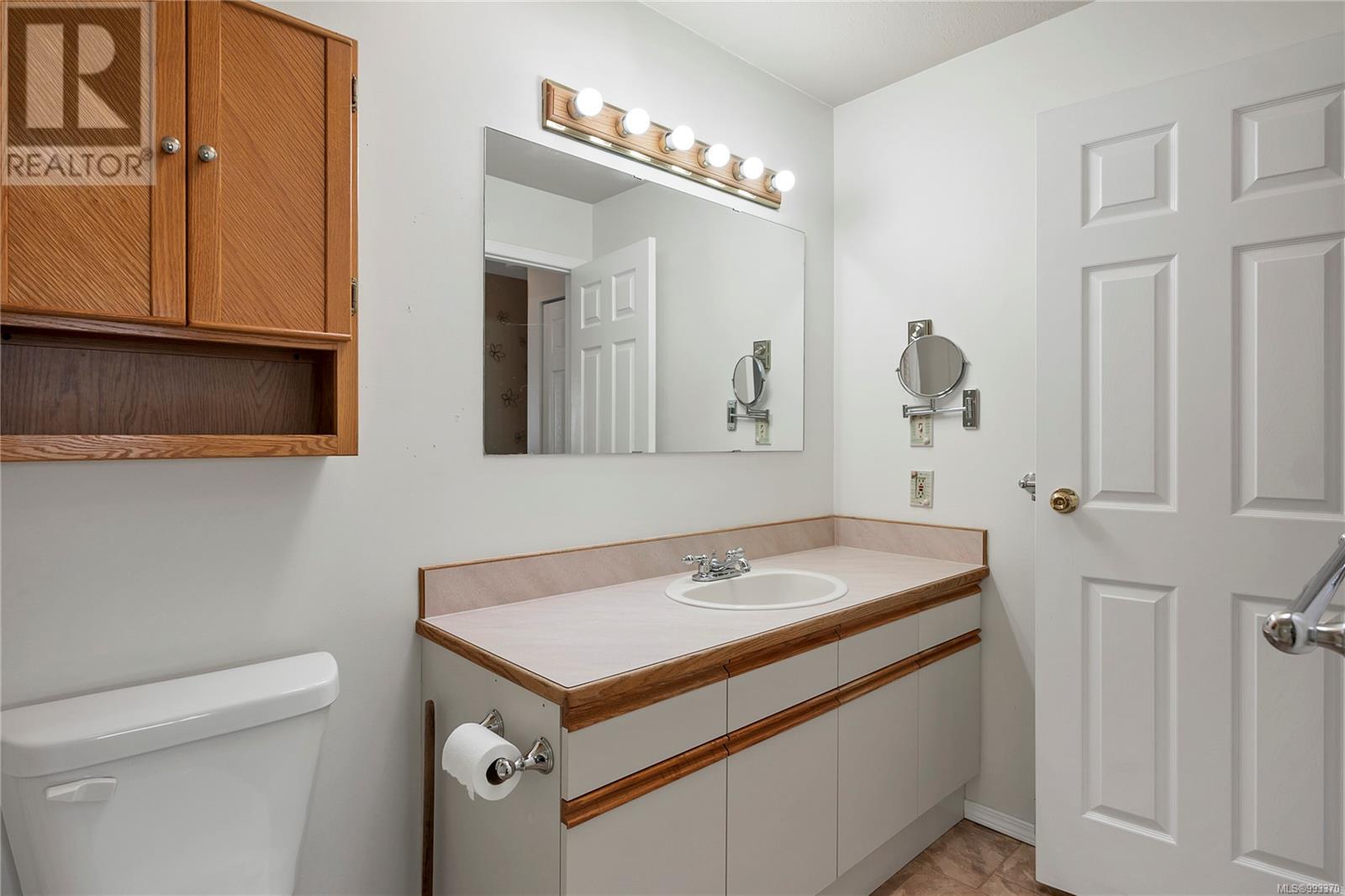 328 390 Island Hwy S, Campbell River real estate listing 993370