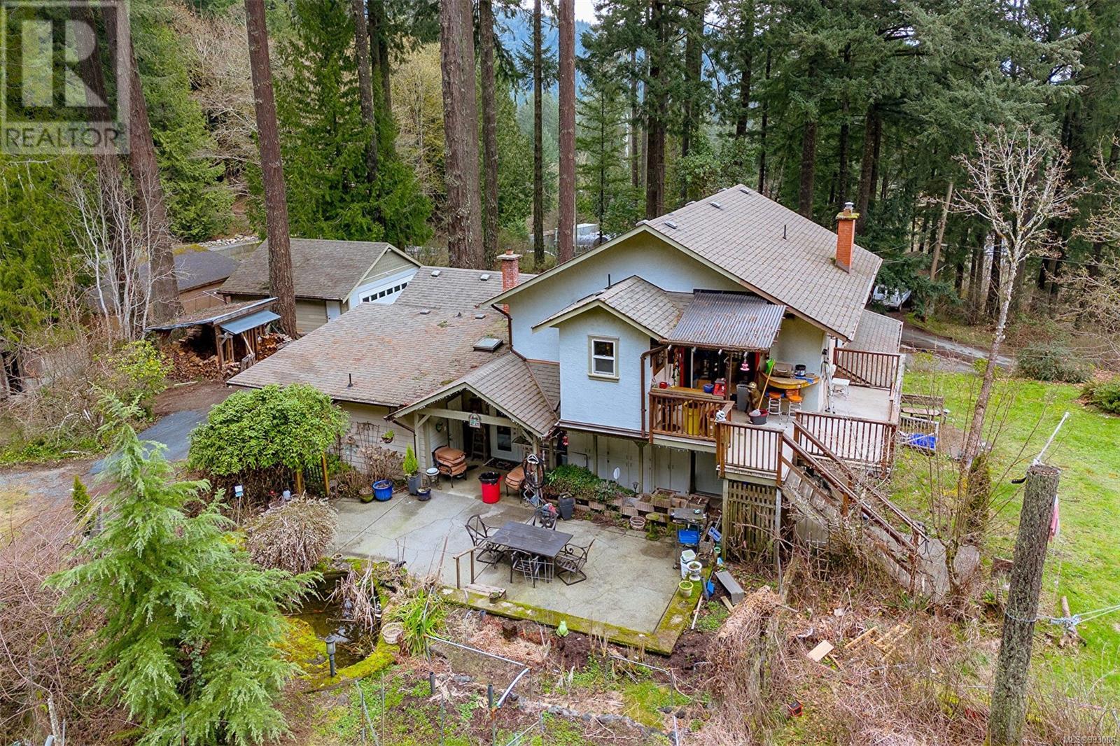 1559 Sawyer Rd, Langford real estate listing 993006