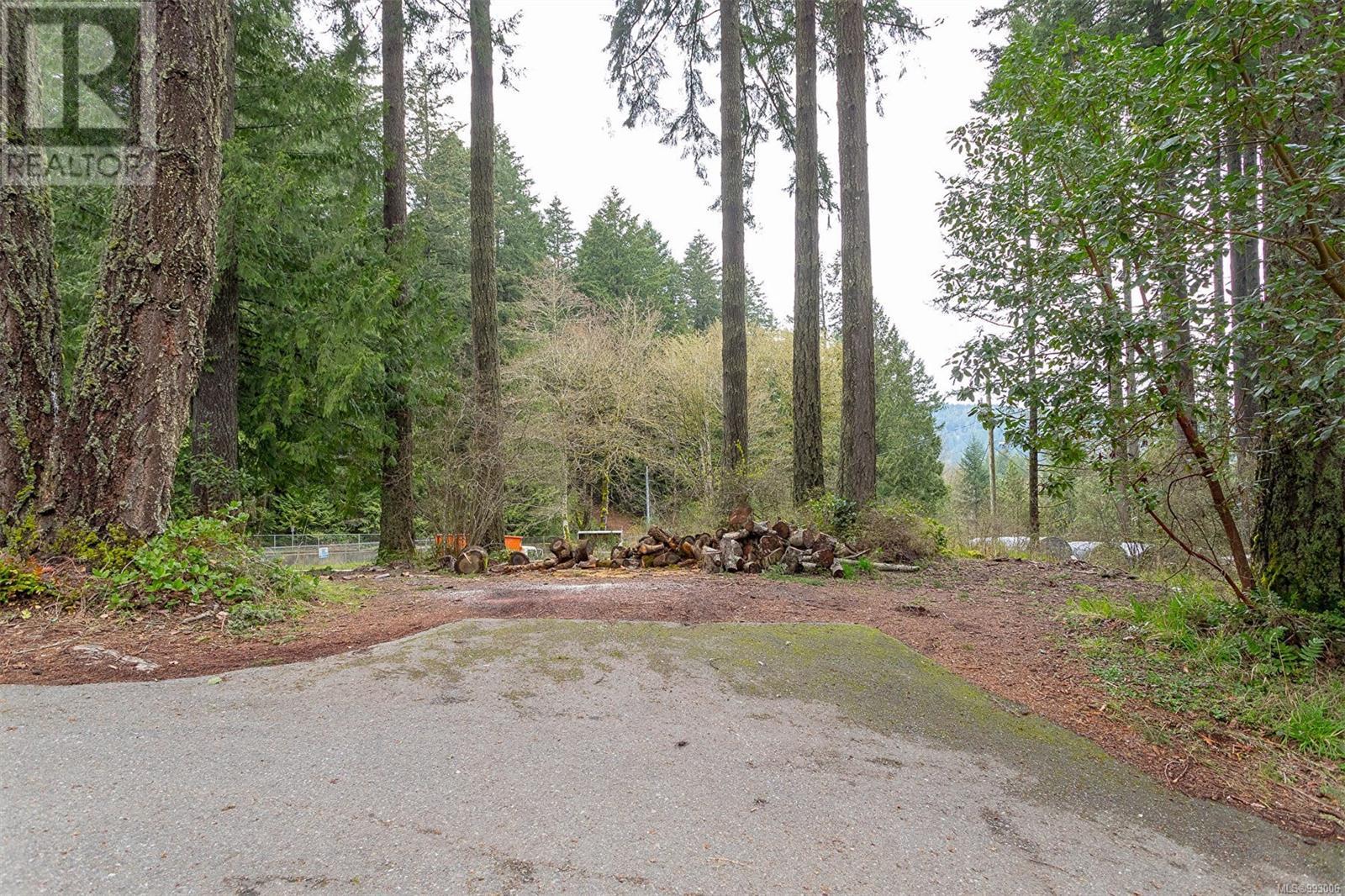 1559 Sawyer Rd, Langford real estate listing 993006