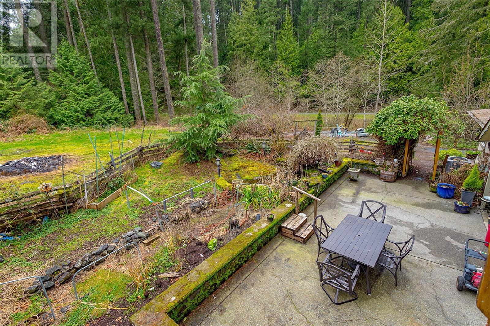 1559 Sawyer Rd, Langford real estate listing 993006