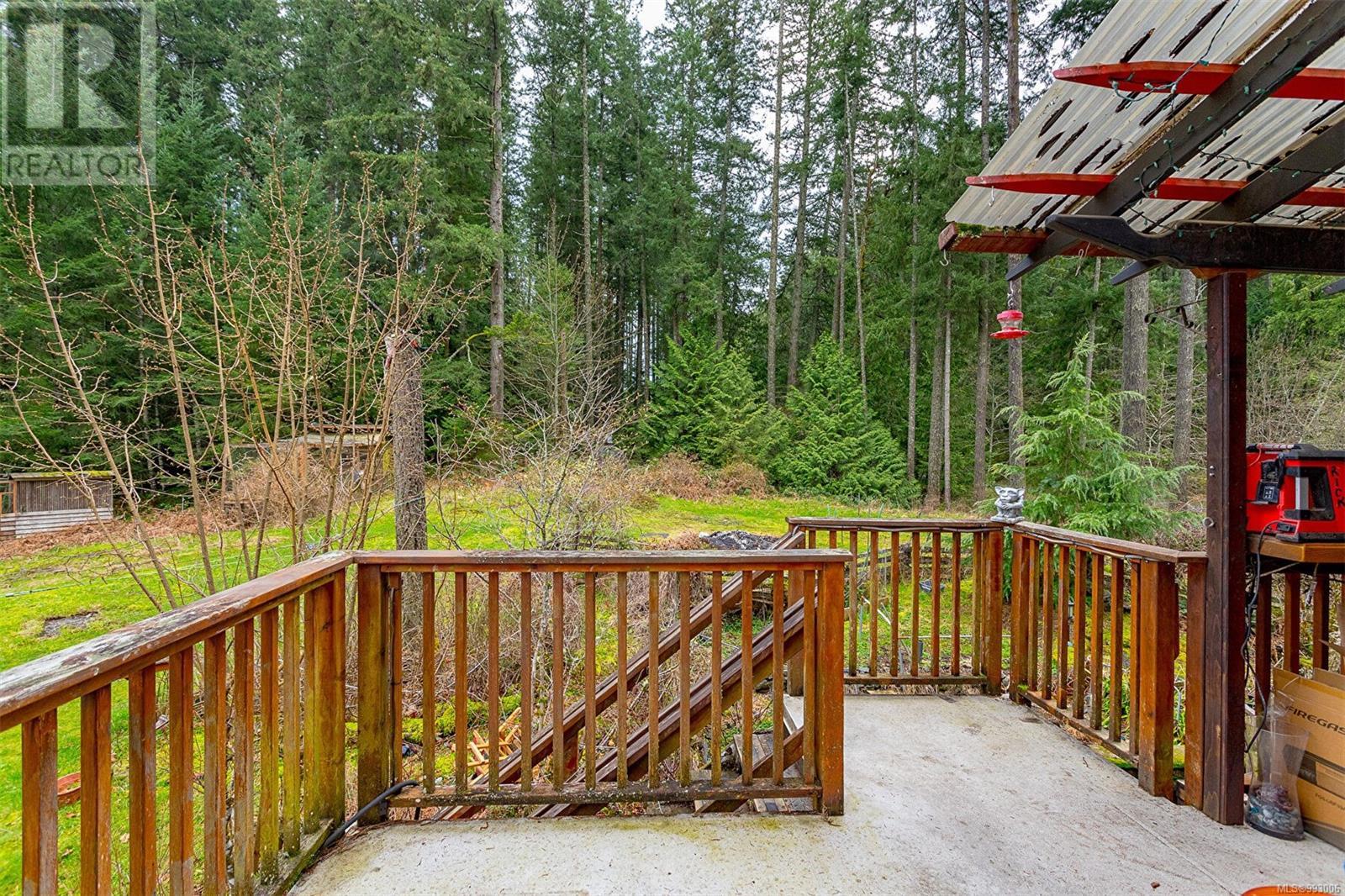 1559 Sawyer Rd, Langford real estate listing 993006