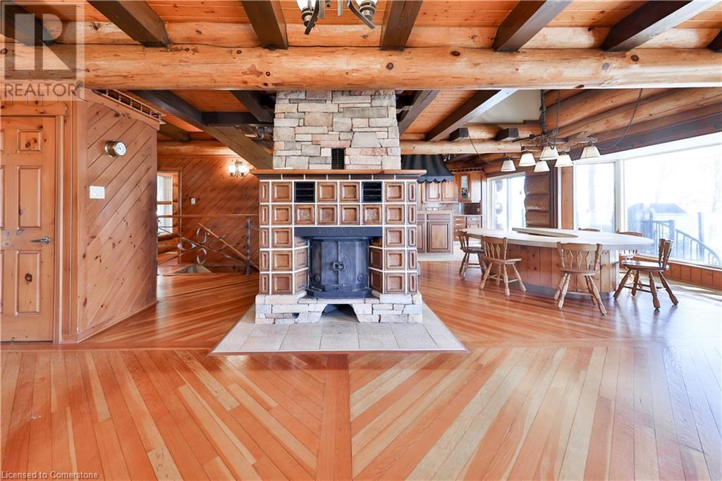 Photo 37 of 270 North Shore Boulevard E, Burlington ON