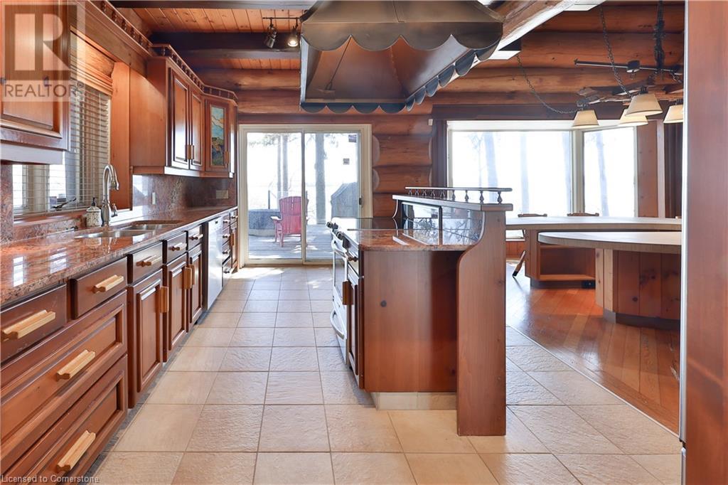 Photo 30 of 270 North Shore Boulevard E, Burlington ON