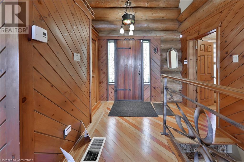 Photo 41 of 270 North Shore Boulevard E, Burlington ON