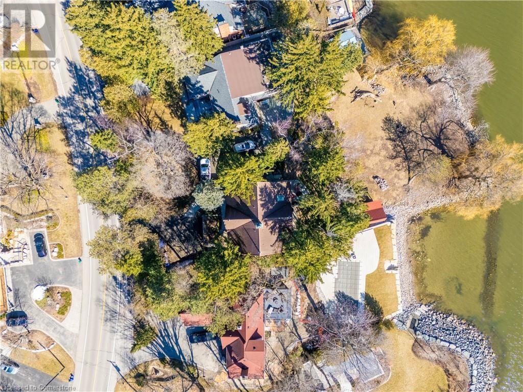 Photo 32 of 270 North Shore Boulevard E, Burlington ON