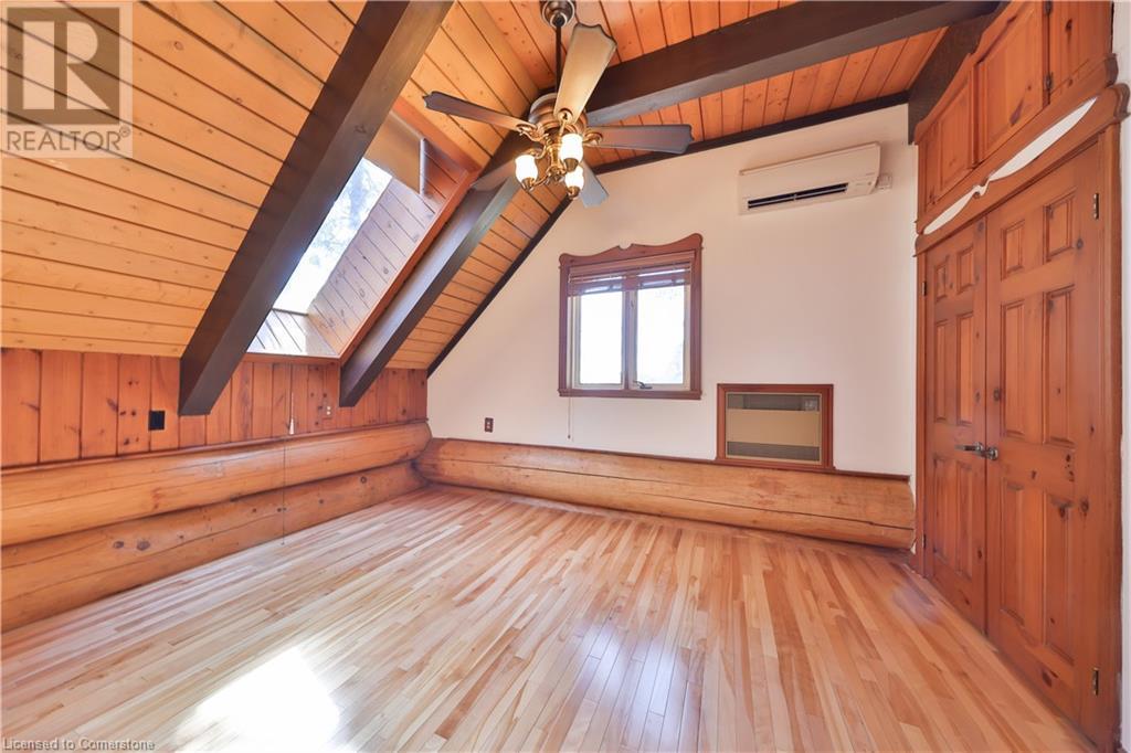 Photo 36 of 270 North Shore Boulevard E, Burlington ON